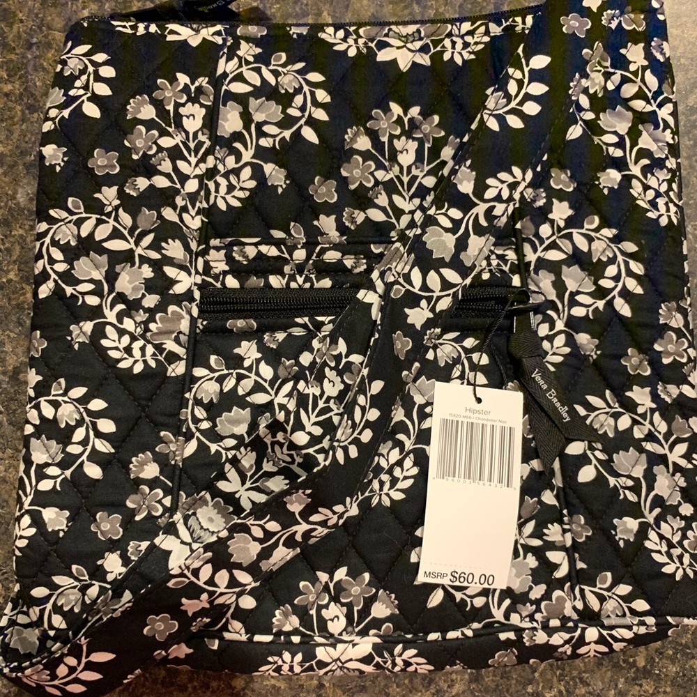 NWT Vera Bradley Hipster- Chandelier Noir